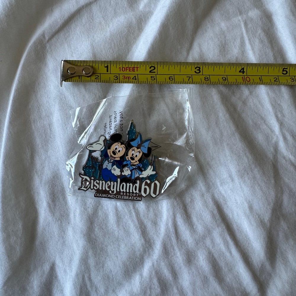 Disneyland Diamond Celebration pin- Mickey and Minnie